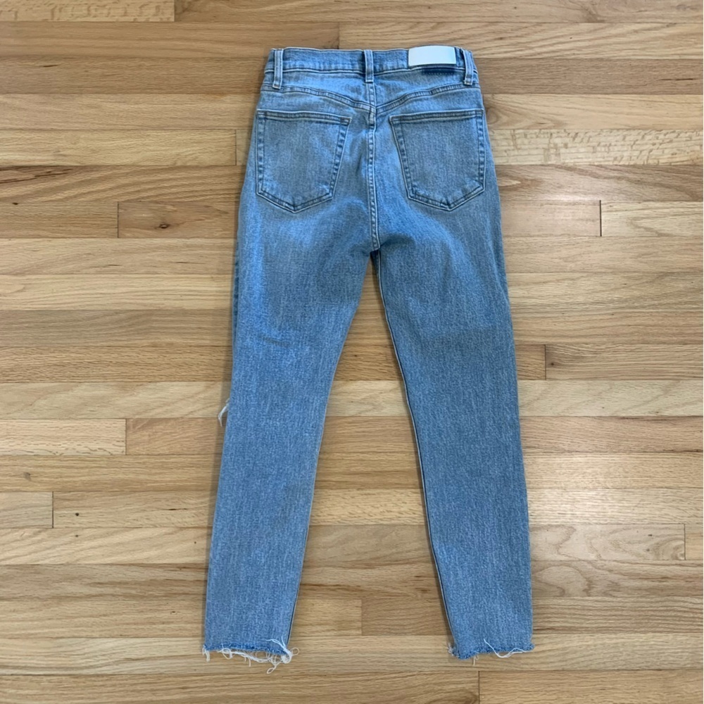 Re/Done 90s High Rise Ankle Crop in Worn Bright Blue size 27 Button Fly Denim - Picture 11 of 16